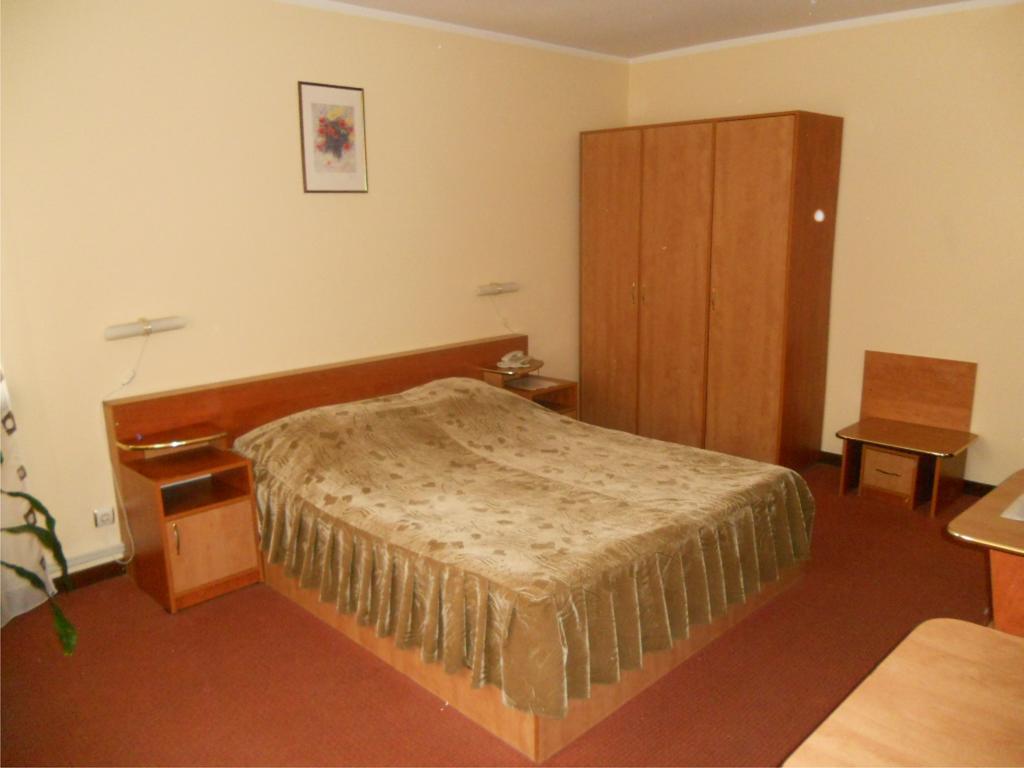 Pensiunea Turistica Europa Drobeta Turnu Severin Zimmer foto
